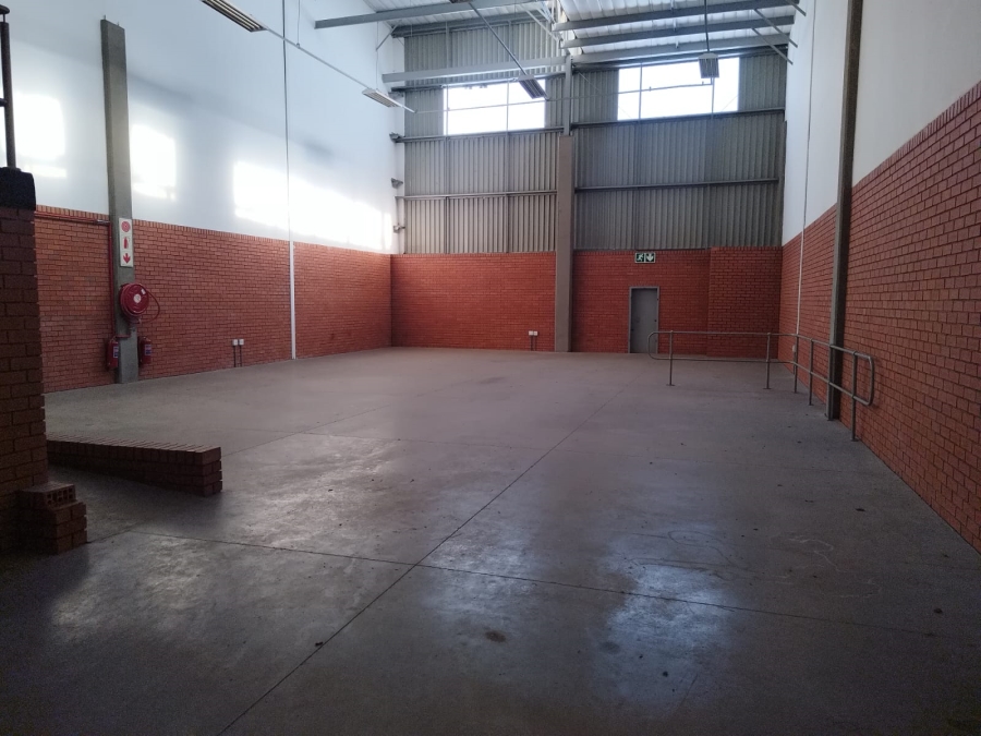 To Let Commercial Property for Rent in Longlake Gauteng