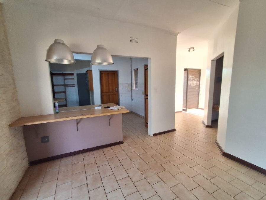 4 Bedroom Property for Sale in Carletonville Central Gauteng