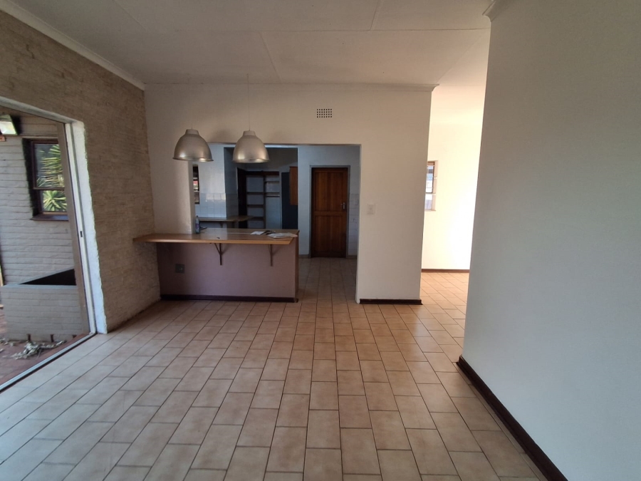 4 Bedroom Property for Sale in Carletonville Central Gauteng