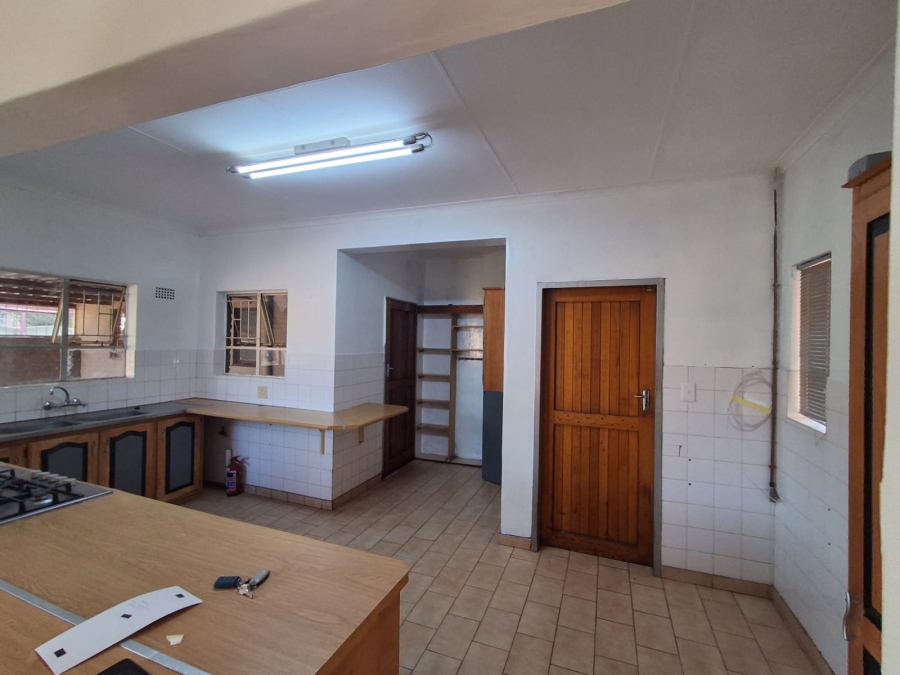 4 Bedroom Property for Sale in Carletonville Central Gauteng