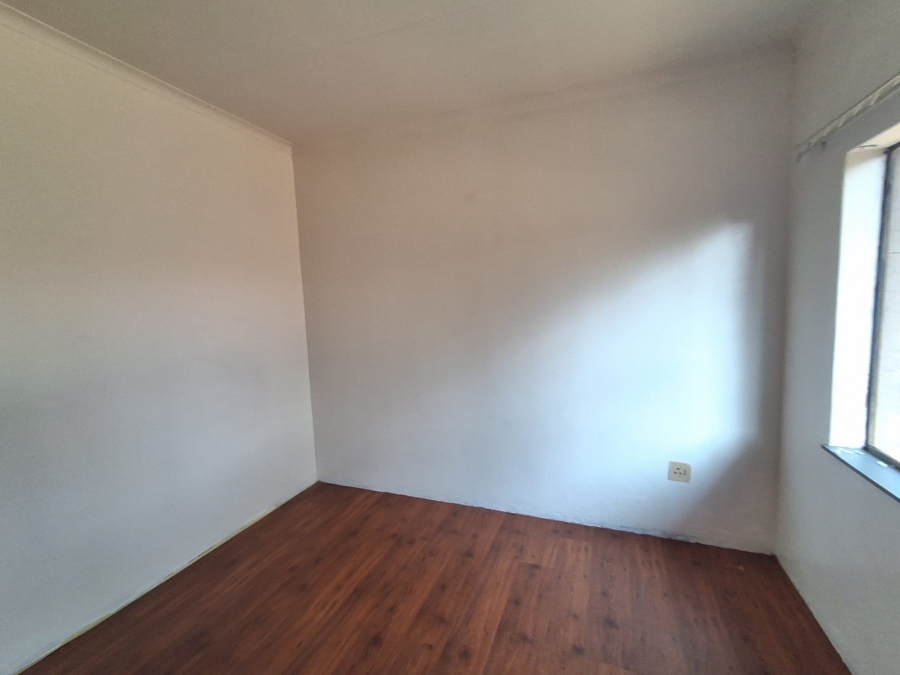 4 Bedroom Property for Sale in Carletonville Central Gauteng