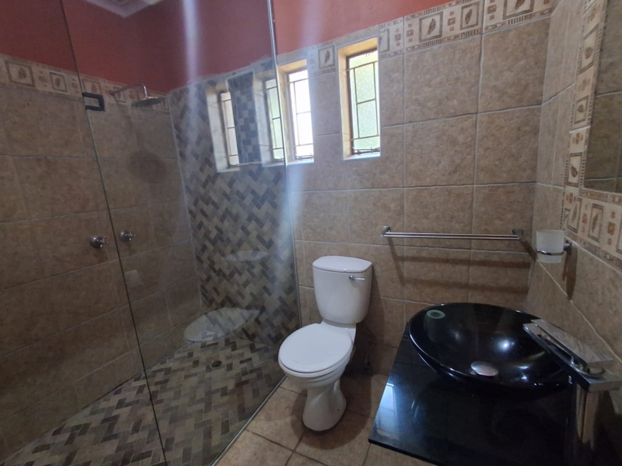 4 Bedroom Property for Sale in Carletonville Central Gauteng