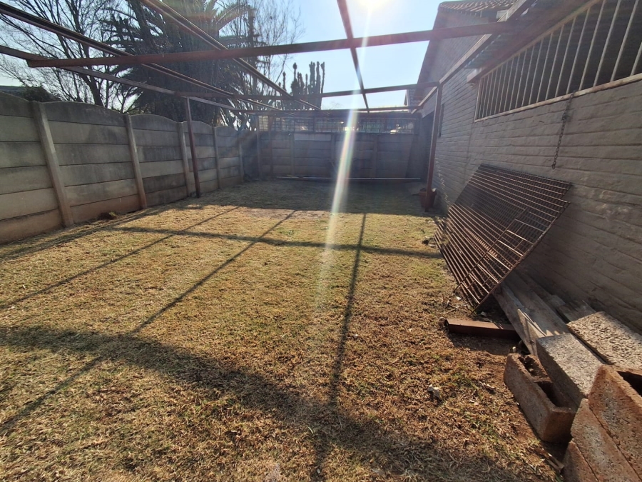 4 Bedroom Property for Sale in Carletonville Central Gauteng