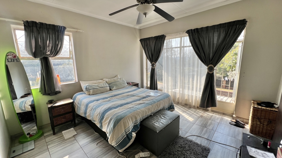 2 Bedroom Property for Sale in Eldoraigne Gauteng