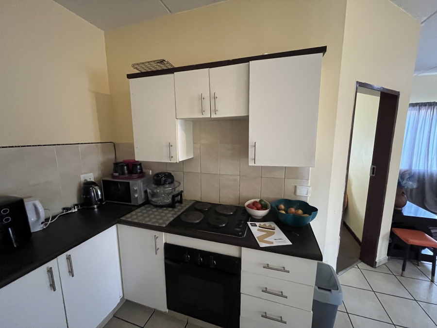 2 Bedroom Property for Sale in Halfway Gardens Gauteng