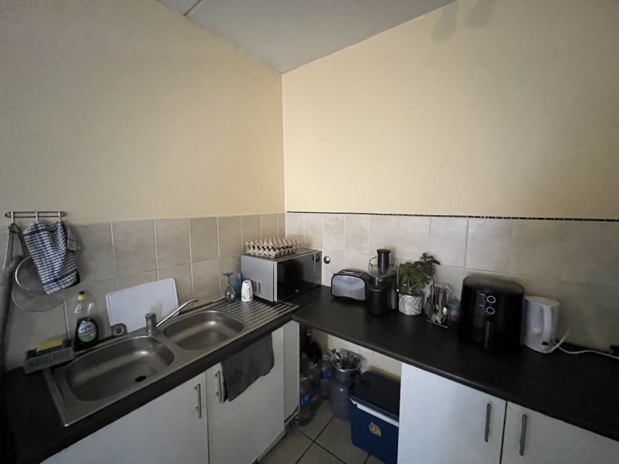 2 Bedroom Property for Sale in Halfway Gardens Gauteng