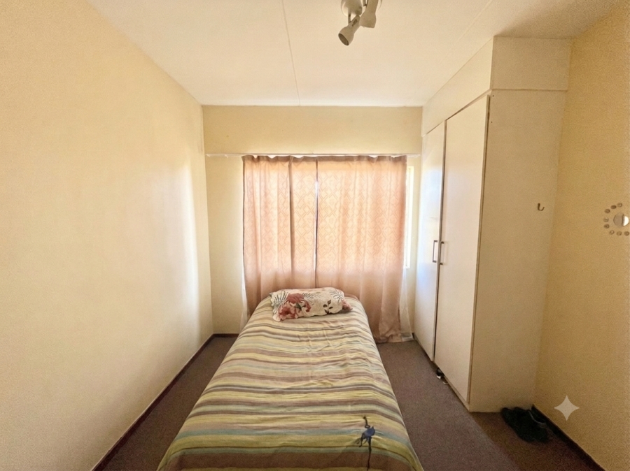 2 Bedroom Property for Sale in Halfway Gardens Gauteng