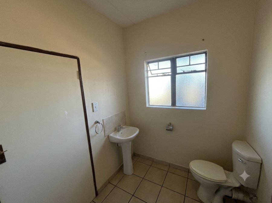 2 Bedroom Property for Sale in Halfway Gardens Gauteng