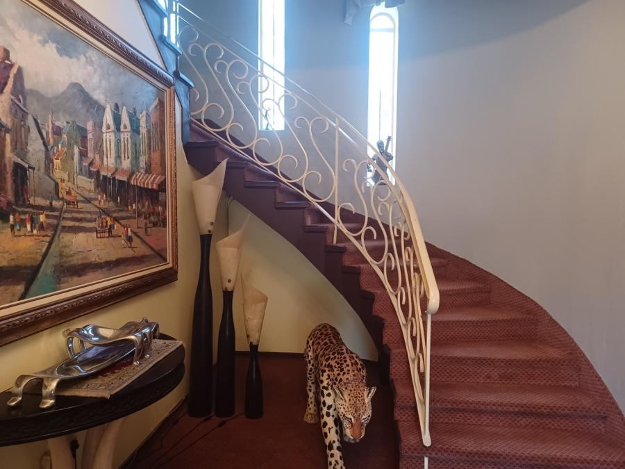 4 Bedroom Property for Sale in Vanderbijlpark SW 5 Gauteng