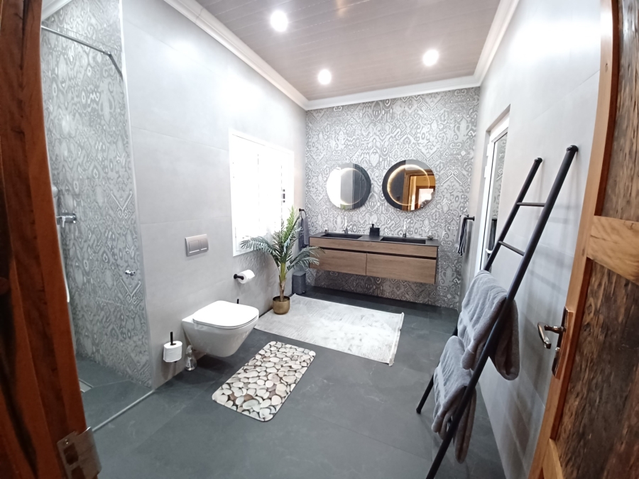 4 Bedroom Property for Sale in Vanderbijlpark SW 5 Gauteng