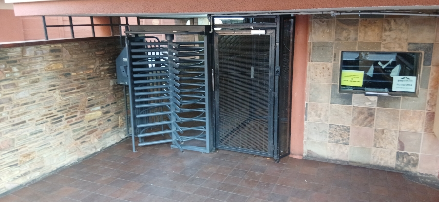 1 Bedroom Property for Sale in Sunnyside Gauteng