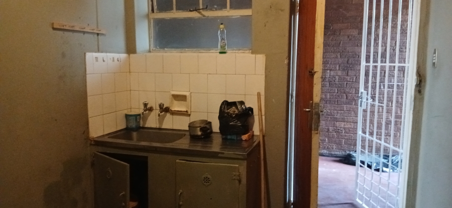 1 Bedroom Property for Sale in Sunnyside Gauteng