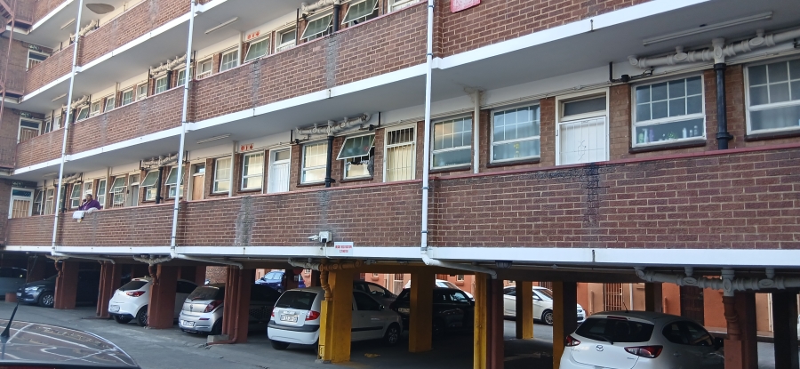 1 Bedroom Property for Sale in Sunnyside Gauteng