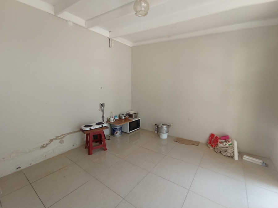To Let 2 Bedroom Property for Rent in Quellerina Gauteng