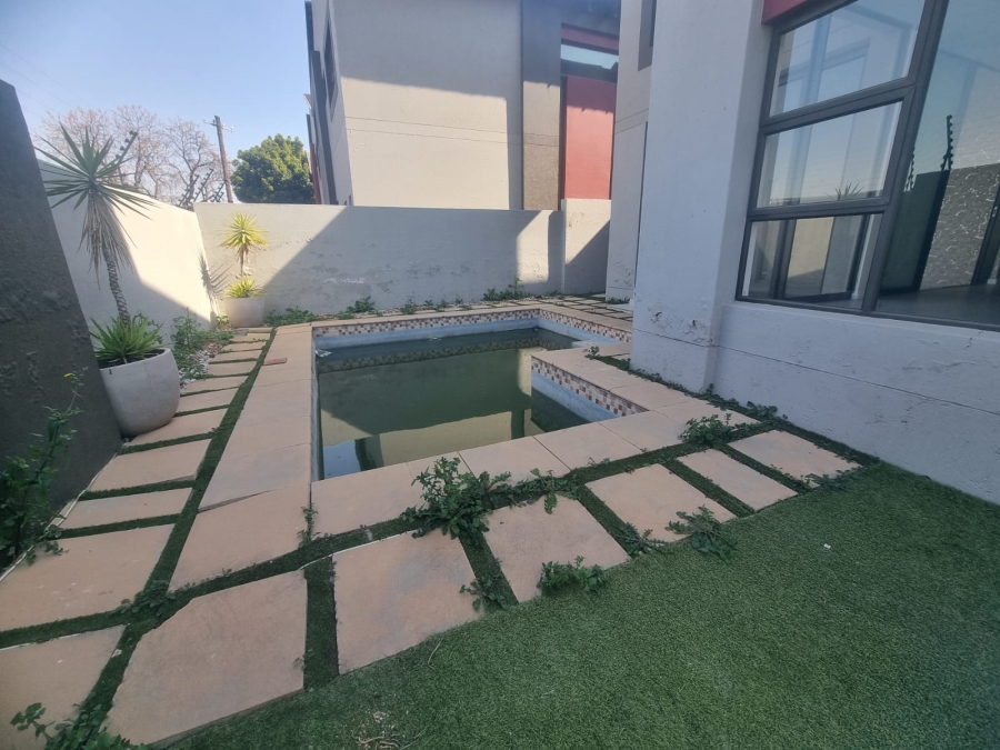 4 Bedroom Property for Sale in Craigavon Gauteng