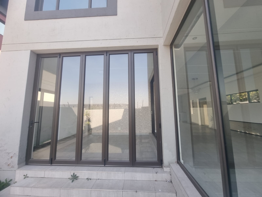 4 Bedroom Property for Sale in Craigavon Gauteng