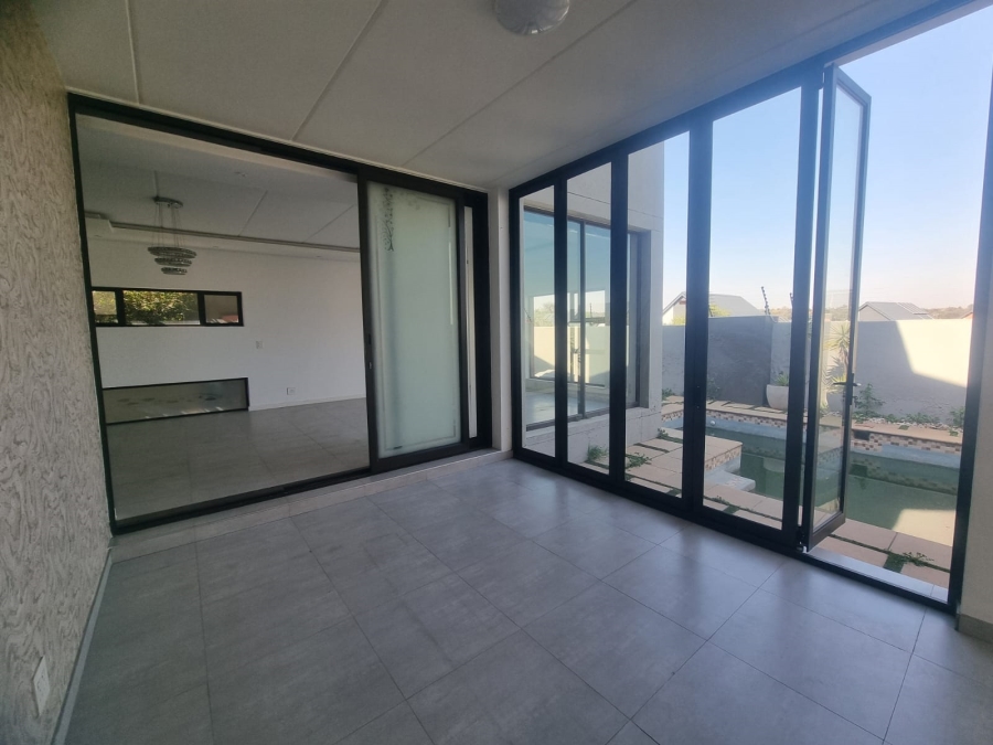 4 Bedroom Property for Sale in Craigavon Gauteng