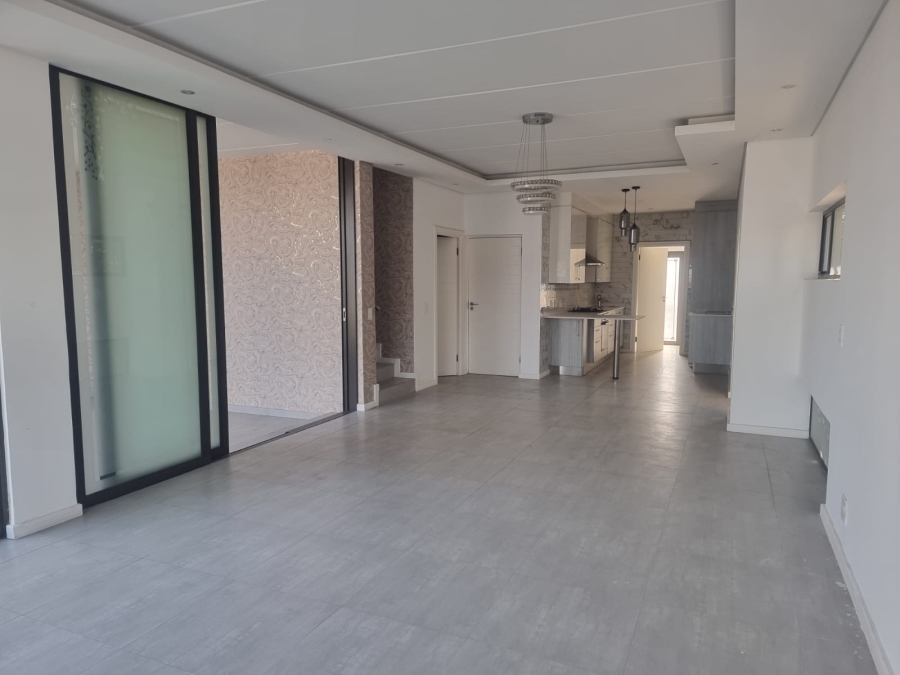 4 Bedroom Property for Sale in Craigavon Gauteng