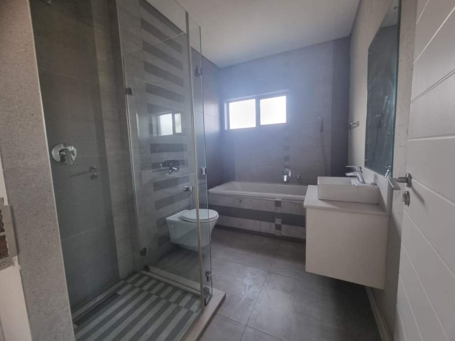 4 Bedroom Property for Sale in Craigavon Gauteng