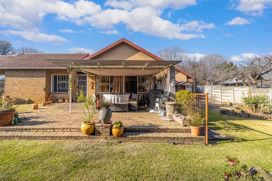 3 Bedroom Property for Sale in Croydon Gauteng