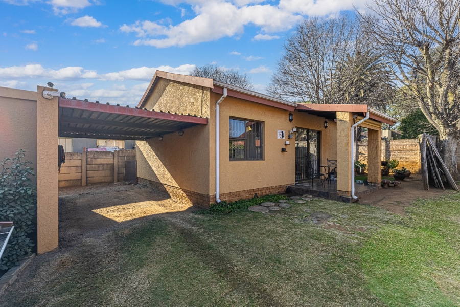 3 Bedroom Property for Sale in Croydon Gauteng