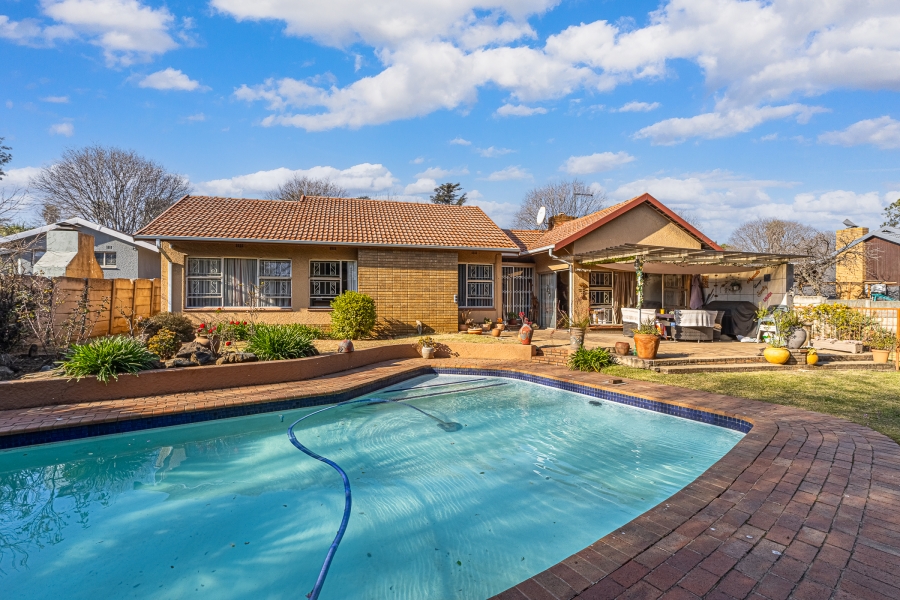 3 Bedroom Property for Sale in Croydon Gauteng