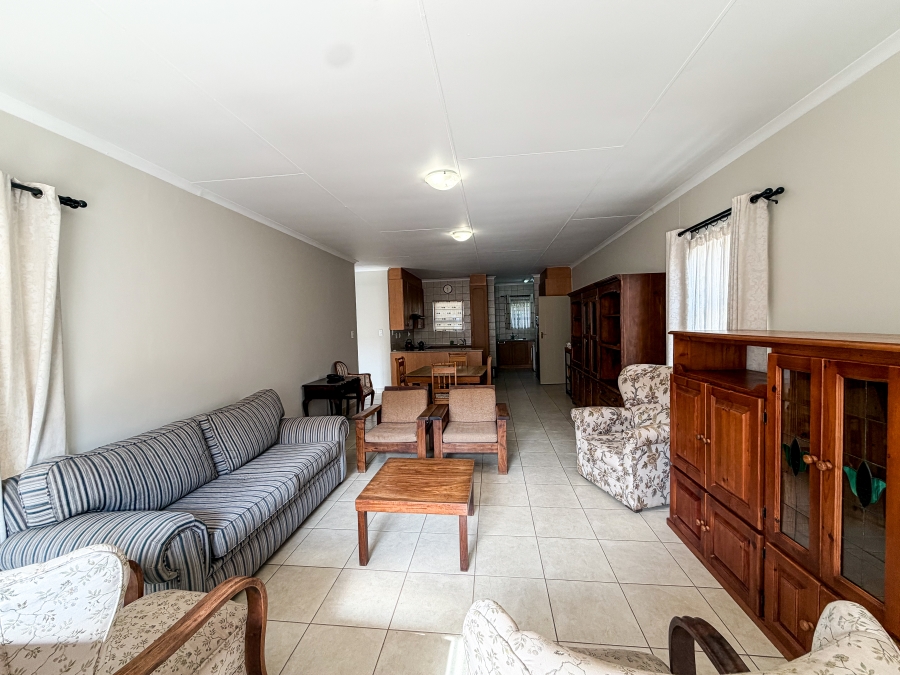3 Bedroom Property for Sale in The Retreat Gauteng