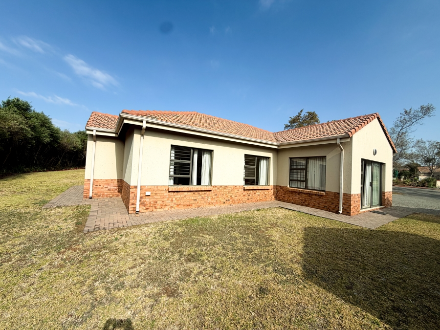 3 Bedroom Property for Sale in The Retreat Gauteng