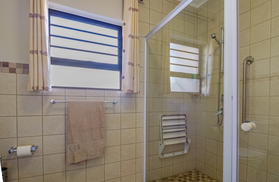 3 Bedroom Property for Sale in The Retreat Gauteng