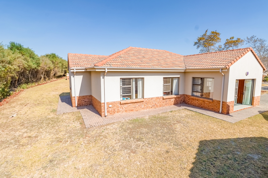 3 Bedroom Property for Sale in The Retreat Gauteng