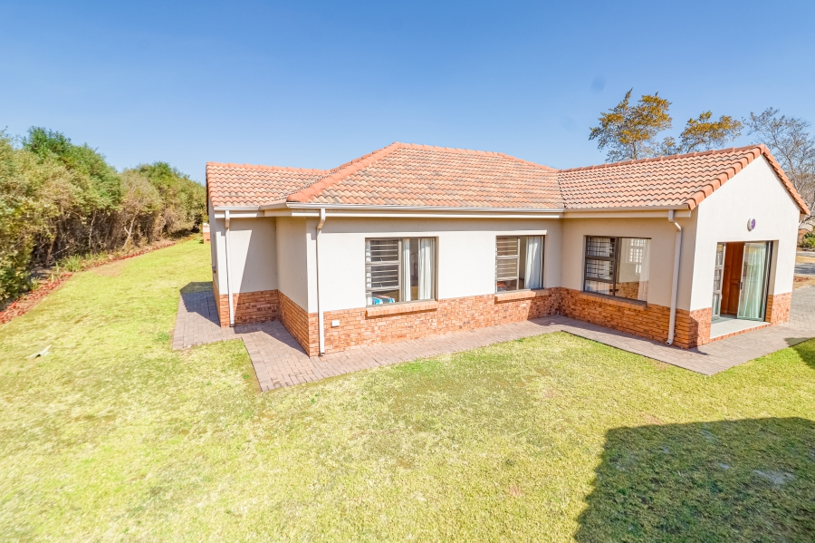 3 Bedroom Property for Sale in The Retreat Gauteng