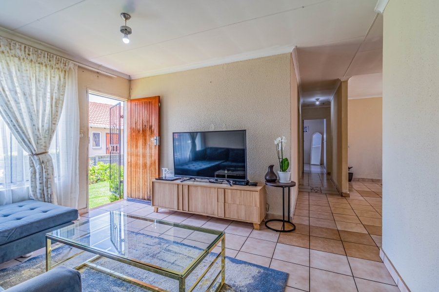 3 Bedroom Property for Sale in Ormonde Gauteng