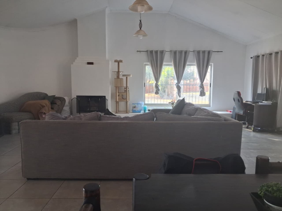 0 Bedroom Property for Sale in Raslouw Gauteng