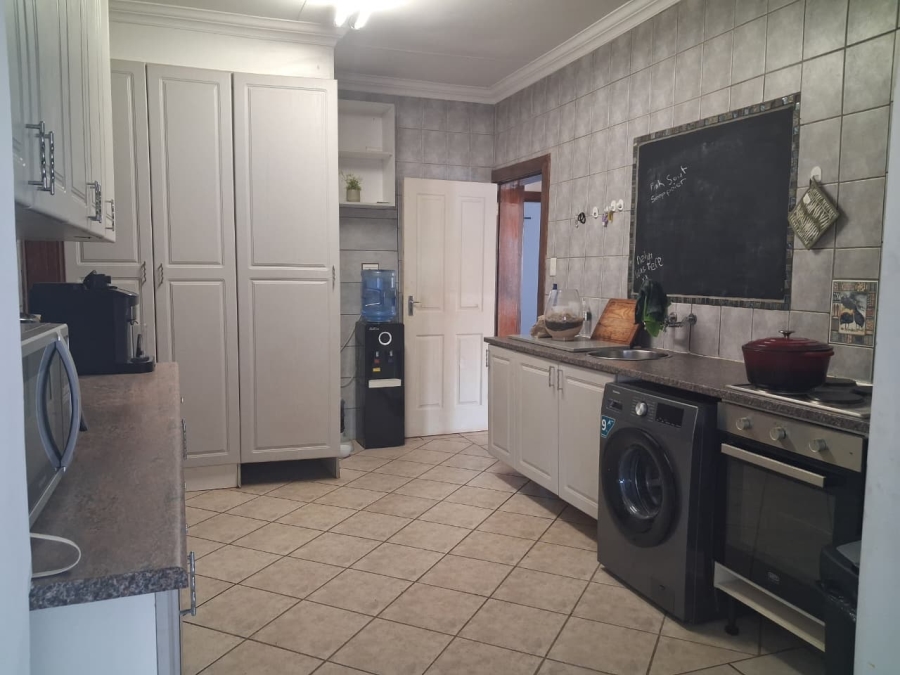 0 Bedroom Property for Sale in Raslouw Gauteng