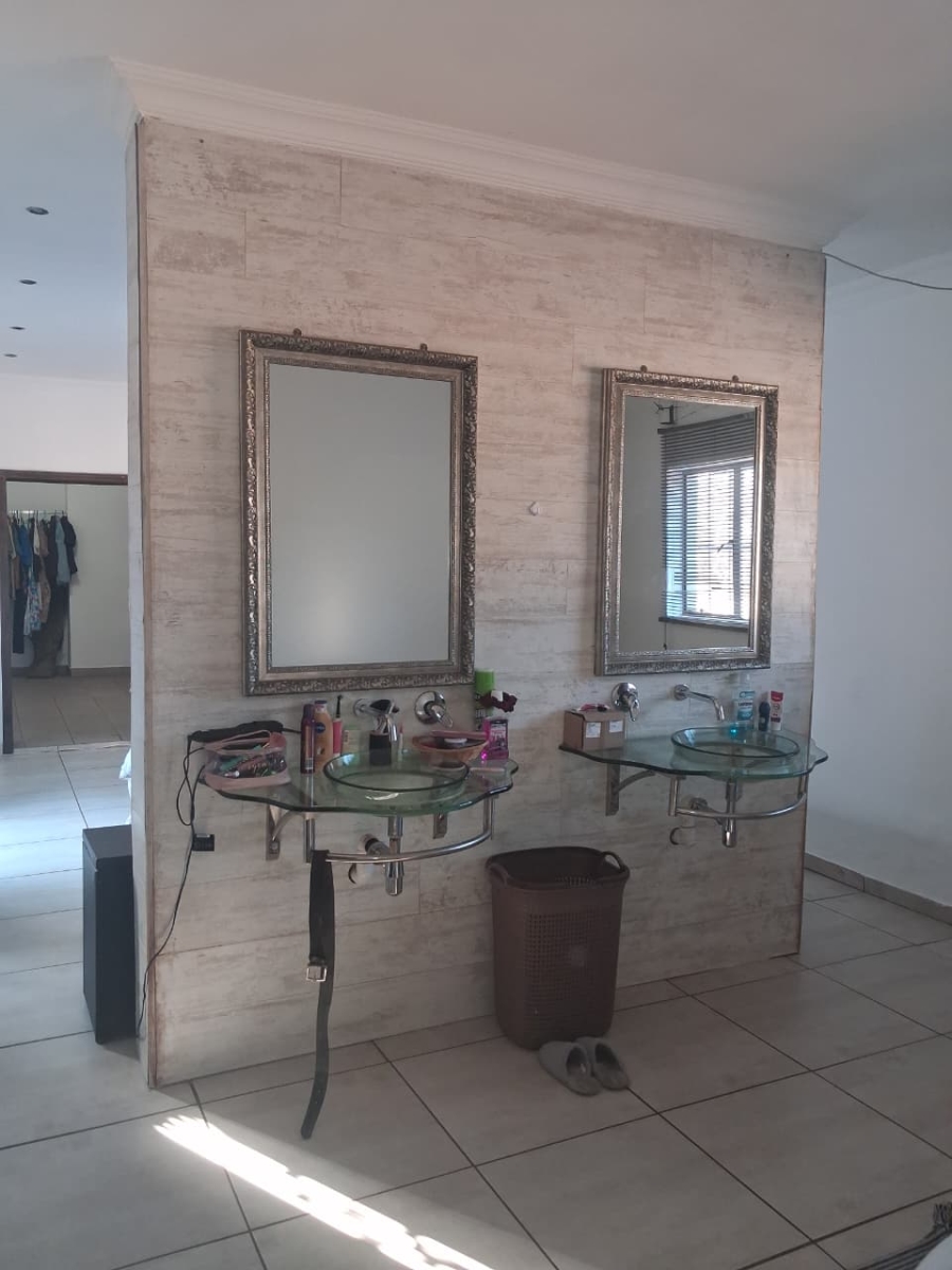 0 Bedroom Property for Sale in Raslouw Gauteng