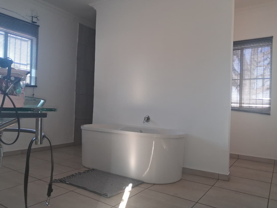 0 Bedroom Property for Sale in Raslouw Gauteng