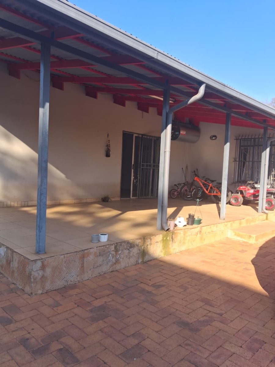 0 Bedroom Property for Sale in Raslouw Gauteng
