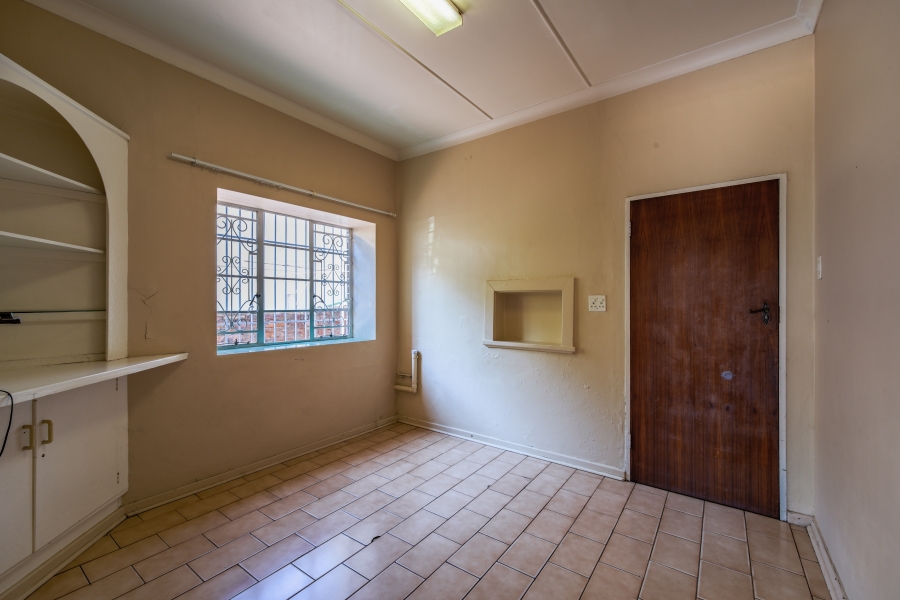 5 Bedroom Property for Sale in Muckleneuk Gauteng