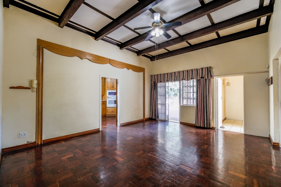5 Bedroom Property for Sale in Muckleneuk Gauteng