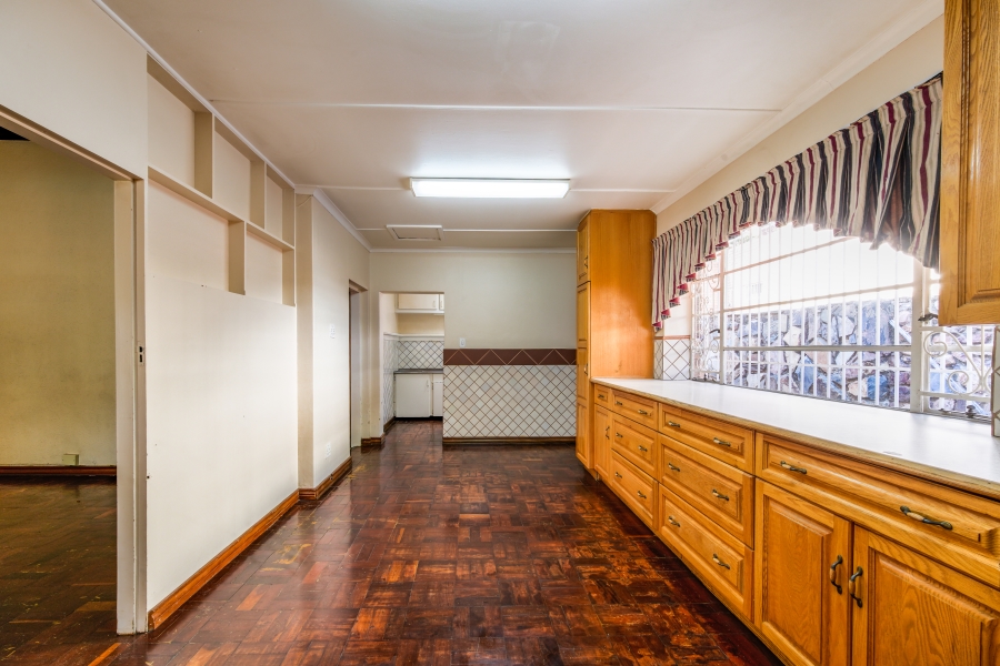 5 Bedroom Property for Sale in Muckleneuk Gauteng