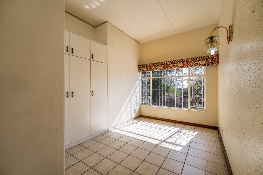 5 Bedroom Property for Sale in Muckleneuk Gauteng