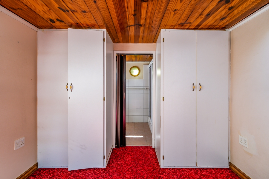 5 Bedroom Property for Sale in Muckleneuk Gauteng