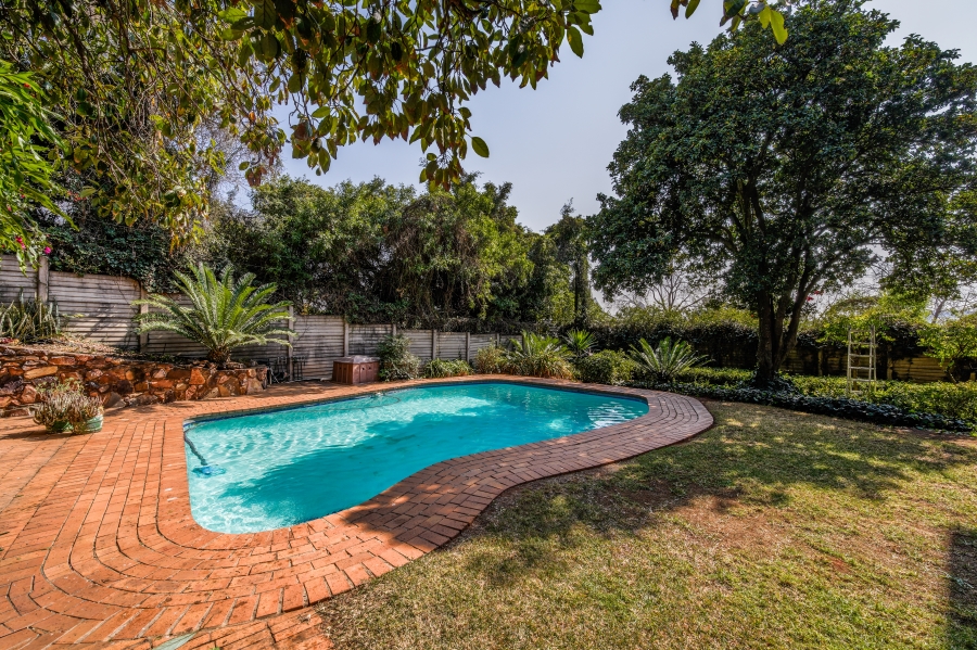 5 Bedroom Property for Sale in Muckleneuk Gauteng