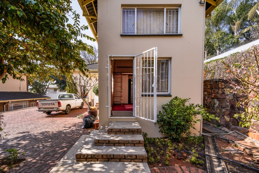 5 Bedroom Property for Sale in Muckleneuk Gauteng