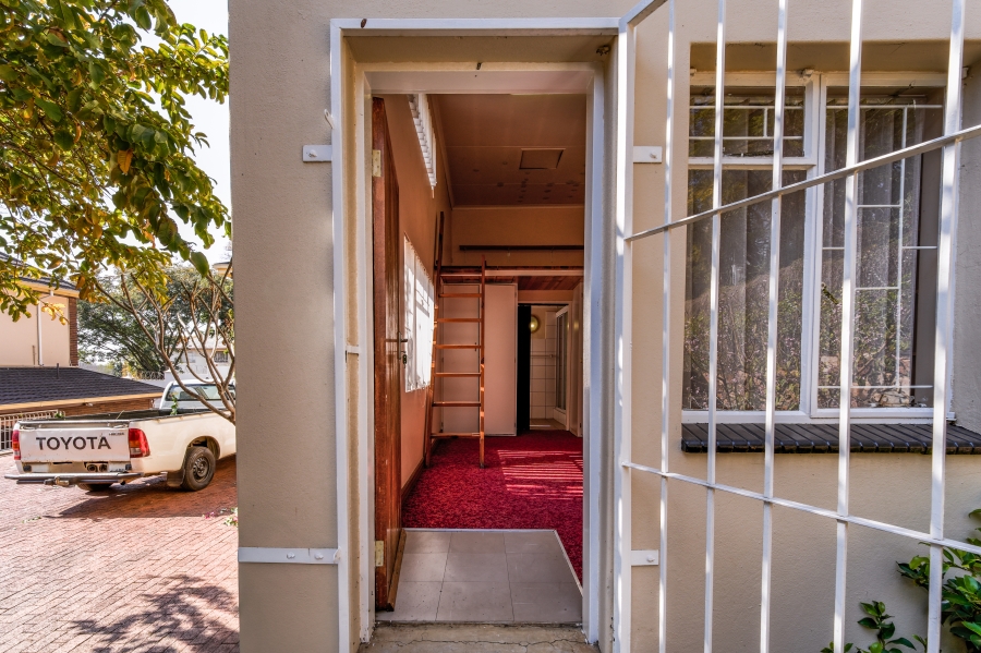 5 Bedroom Property for Sale in Muckleneuk Gauteng