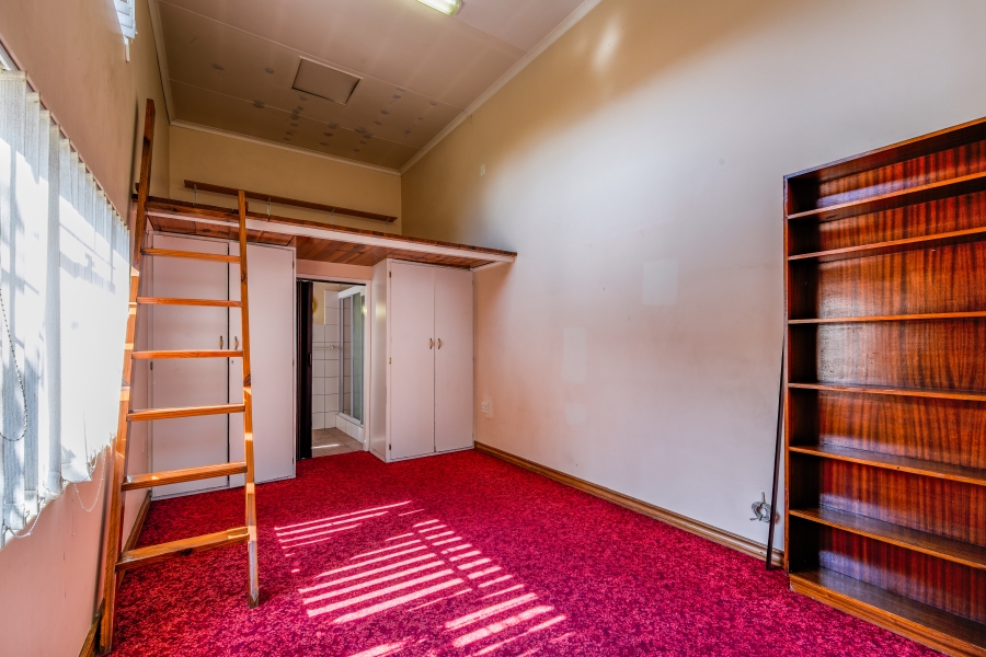 5 Bedroom Property for Sale in Muckleneuk Gauteng