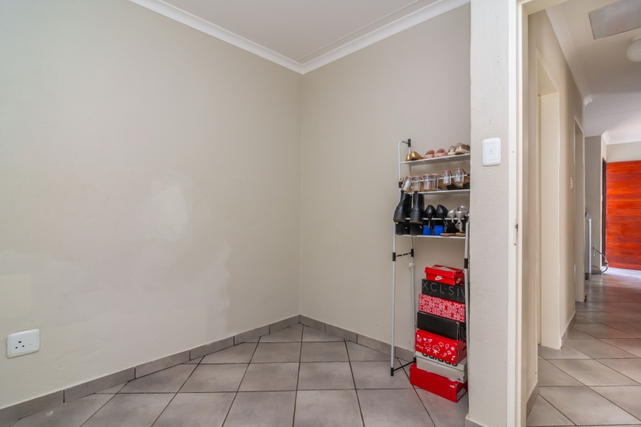 3 Bedroom Property for Sale in Wilfordon Gauteng