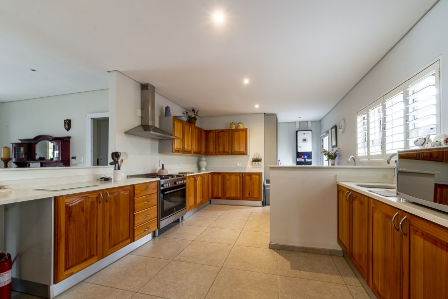 3 Bedroom Property for Sale in Groenkloof Gauteng