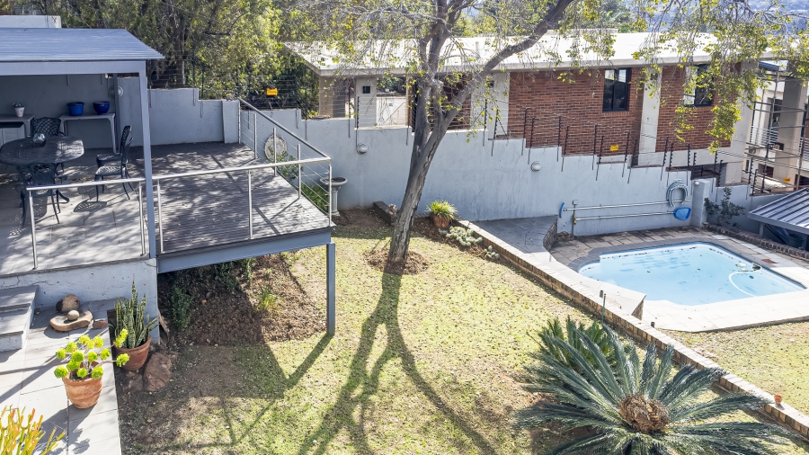 3 Bedroom Property for Sale in Groenkloof Gauteng