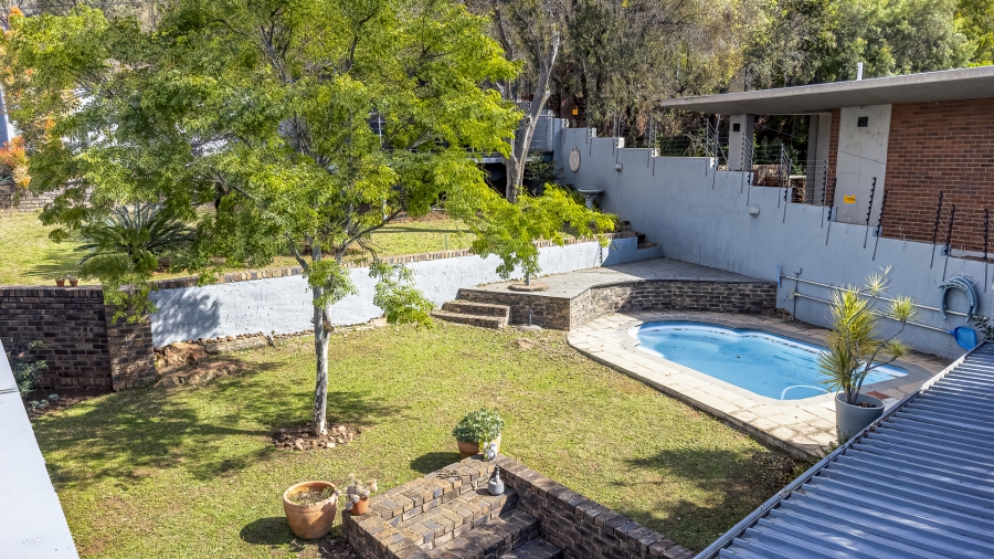 3 Bedroom Property for Sale in Groenkloof Gauteng